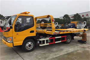 小金哪里有拖车服务